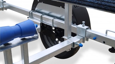 Přívě na lodě Faro Aqua 4,3 750kg rolny - boční rolna, uchycení