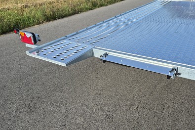 TANATECH Přívěs Balhanger OptiLift 3050 3000kg autopřepravník