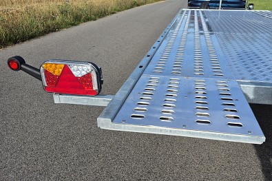 TANATECH Přívěs Balhanger OptiLift 3050 3000kg autopřepravník