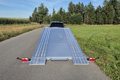 TANATECH Přívěs Balhanger OptiLift 3050 3000kg autopřepravník
