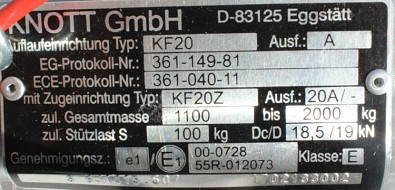 štítek nájezdové brzdy KNOTT KF20A s přívěsným kloubem pro přívěsy