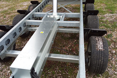 TANATECH Přívěs Eduard 3-straný sklápěč 4018 3500kg, 3 nápravy, Kombi hydraulika
