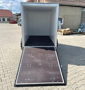 Skříňový Přívěs Tomplan Midi Cargo TFS 3 250x125x150 rampa