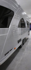 Karavan DERUBIS Serie 7 2700kg GEN2 šedý