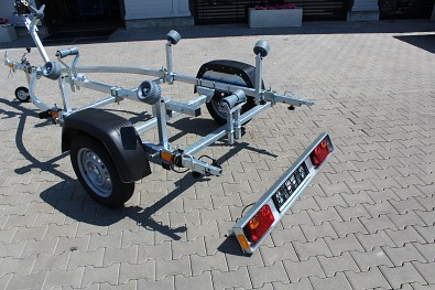 Přívě na lodě Faro Aqua 4,3 750kg rolny - oddělání zadního koryta