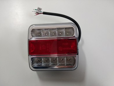 Levná LED svítilna pro přívěsy