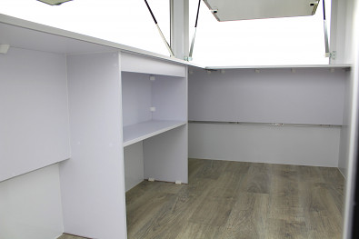 Přívěs stánek TFS 252.01 1300kg - prodejní pult