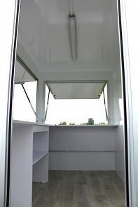 Prodejní přívěs stánek TFS 252.01 1300kg