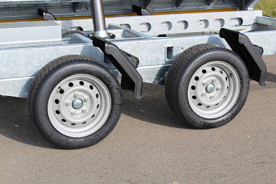 Tanatech sklápěcí přívěs Přívěs Eduard 3-stranný sklápěč 3518 3500kg Kombi hydraulika