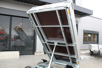 TANATECH Přívěs Saris 1-str. sklápěč K1 276 150 2000 35cm Manual, sklápěcí přívěs, sklopka