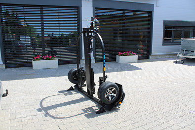 TANATECH Přívěs na přepravu motocyklů Thomas Smart Biker
