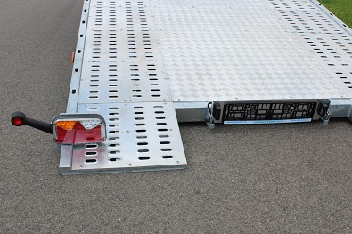 TANATECH Přívěs Balhanger OptiLift 3550 3500kg autopřepravník