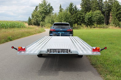 TANATECH Přívěs Balhanger OptiLift 3550 3500kg autopřepravník