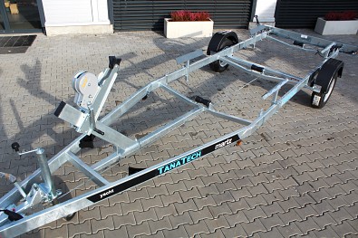 TANATECH Lodní přívěs MARTZ Yacht 1300kg přívěs na lodě, přívěs na přepravu lodí lodě