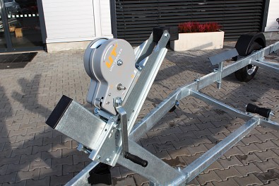 TANATECH Lodní přívěs MARTZ Yacht 1300kg přívěs na lodě, přívěs na přepravu lodí lodě