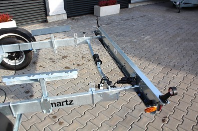 TANATECH Lodní přívěs MARTZ Yacht 1300kg přívěs na lodě, přívěs na přepravu lodí lodě