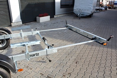 TANATECH Lodní přívěs MARTZ Yacht 1300kg přívěs na lodě, přívěs na přepravu lodí lodě