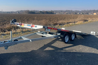 TANATECH Přívěs Lorries PLI35-5021 3500kg sklopný autopřepravník