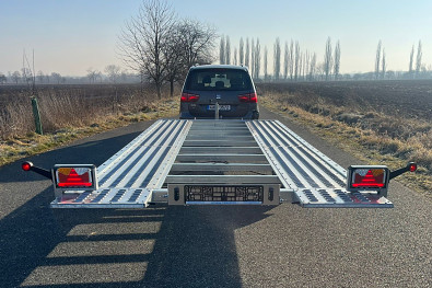 TANATECH Přívěs Lorries PLI35-5021 3500kg sklopný autopřepravník