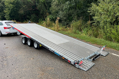 TANATECH Přívěs Lorries PLI35-6021 3500kg hydr. sklopný na přepravu aut