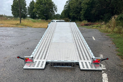 TANATECH Přívěs Lorries PLI35-6021 3500kg hydr. sklopný na přepravu aut