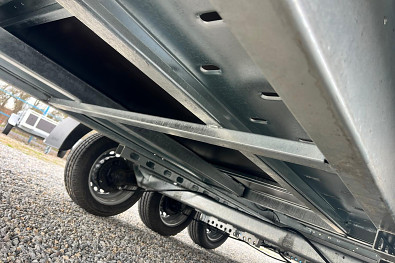 TANATECH Přívěs Martz GT 500/3 Plato 3500kg 3-nápravový na auta 13"kola"