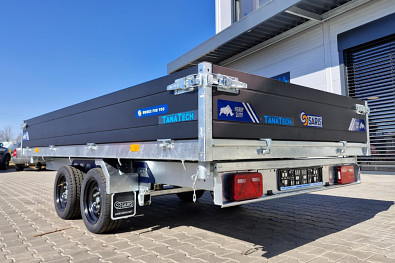 Přívěs Saris 3-str. sklápěč 356 184 3500kg HD, kombi hydr., listová pera, nájezdy, Black Edice