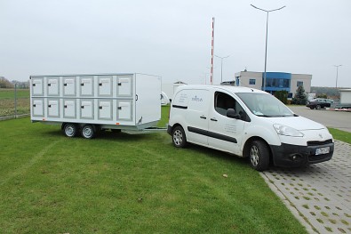 Přívěs na přepravu psů