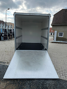 Přívěs skříňový Tomplan TFS 550.01 2700kg Speed caravan