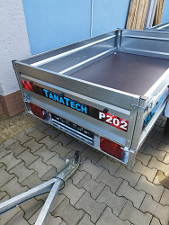 Zadní / přední čelo přívěsu P202