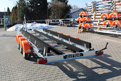 Přívěs na loď Thomas BT-3500L 3500kg kobercové lyžiny