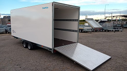 Skříňový přívěs Tomplan TFSP 550.01 2700kg 550x200x210cm rampa, 10" kola